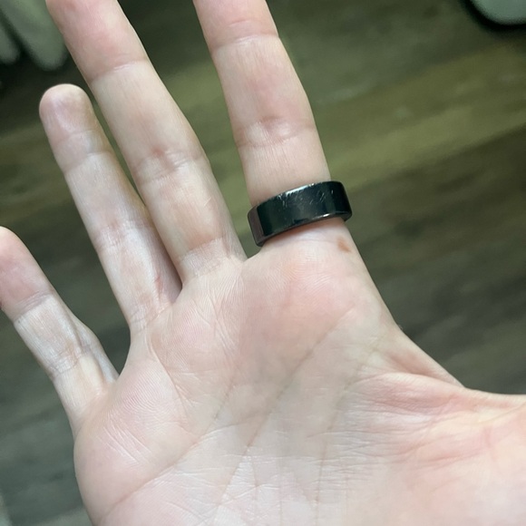 Heritage black Oura ring gen3 size 7 - Picture 2 of 7